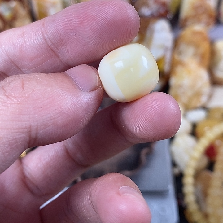 裸石琥珀未镶嵌我