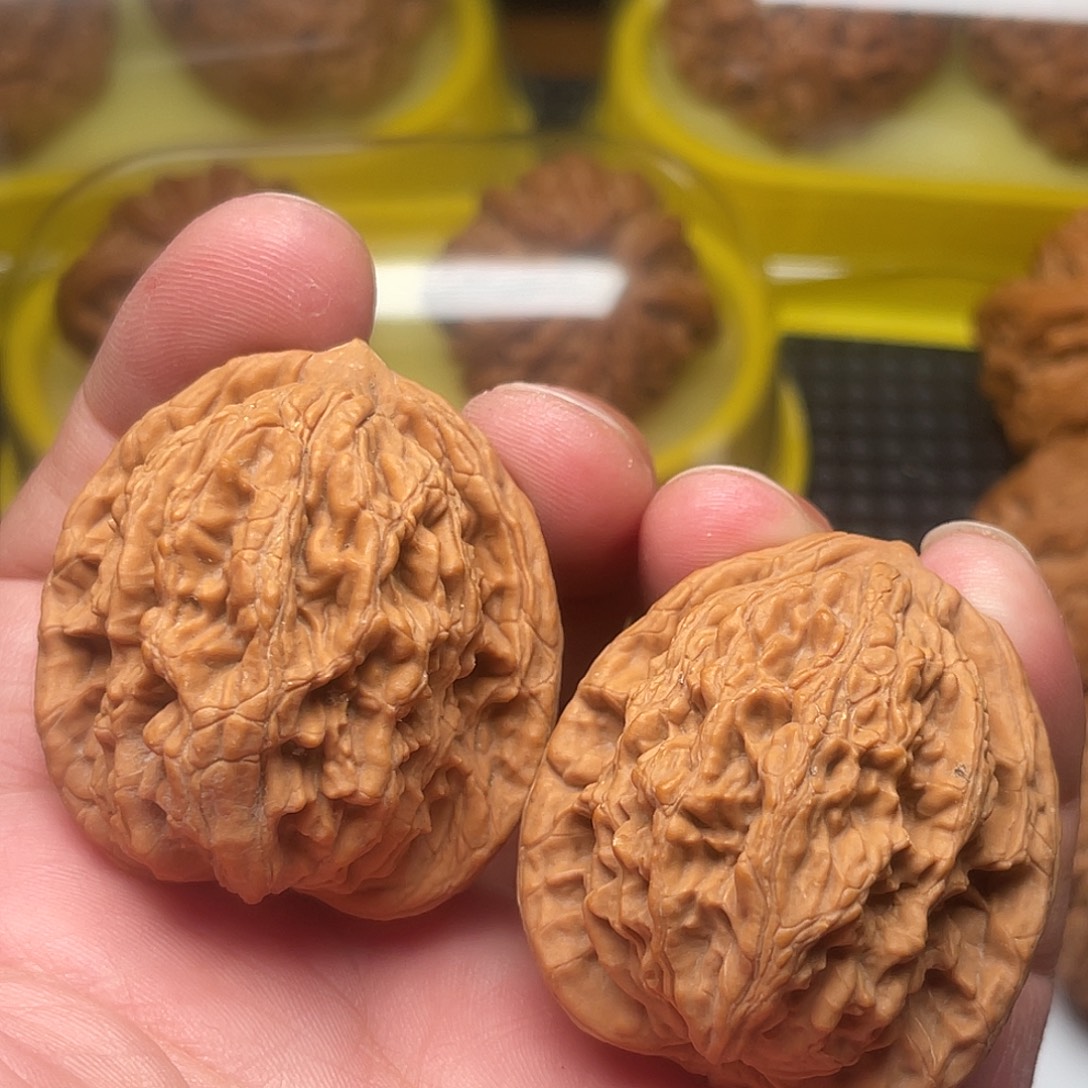 B****吊坠文玩核桃虎头