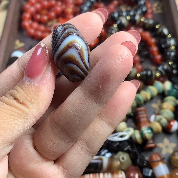 未镶嵌玛瑙/玉髓珠宝半成品