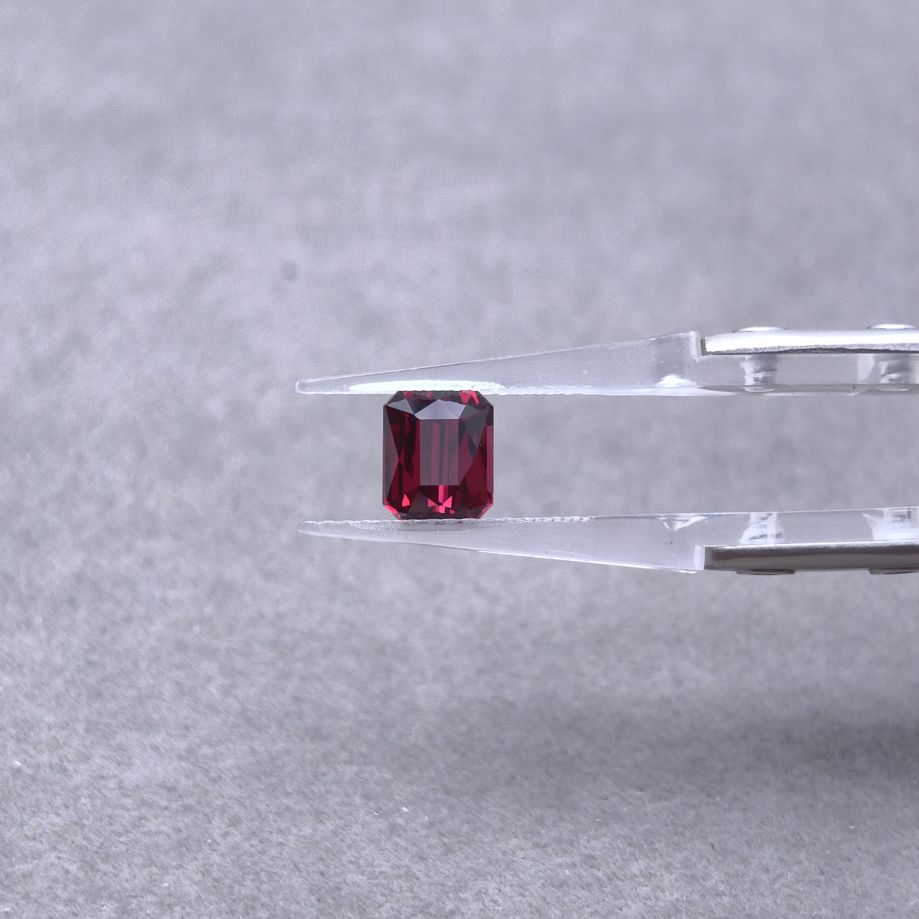 石榴石-2.9ct（01035792）0624