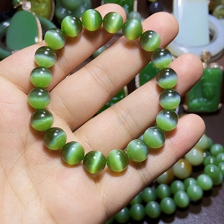 未镶嵌手链和田玉知*