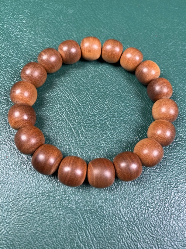 正区印度老山檀手串