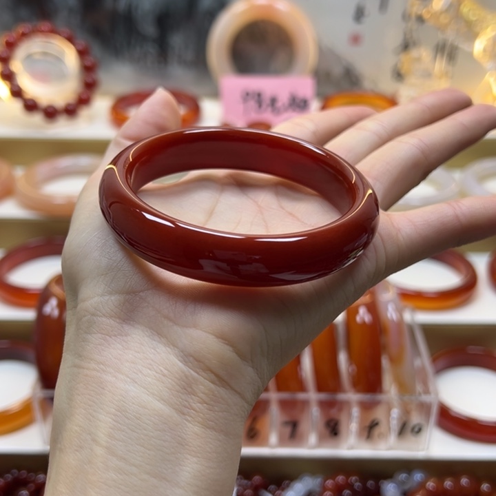 玛瑙/玉髓未镶嵌手镯