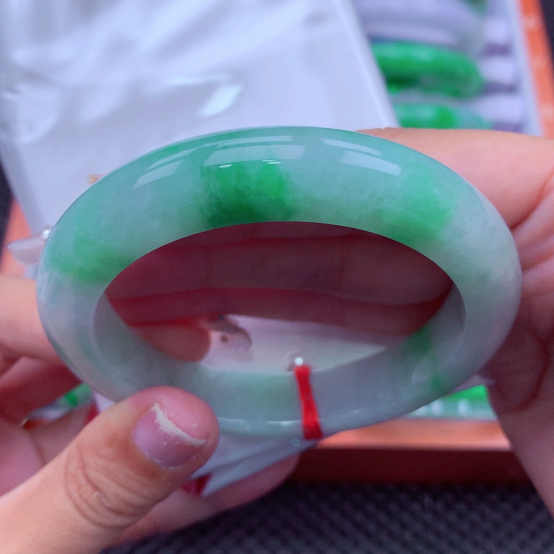 翡翠未镶嵌手镯6号