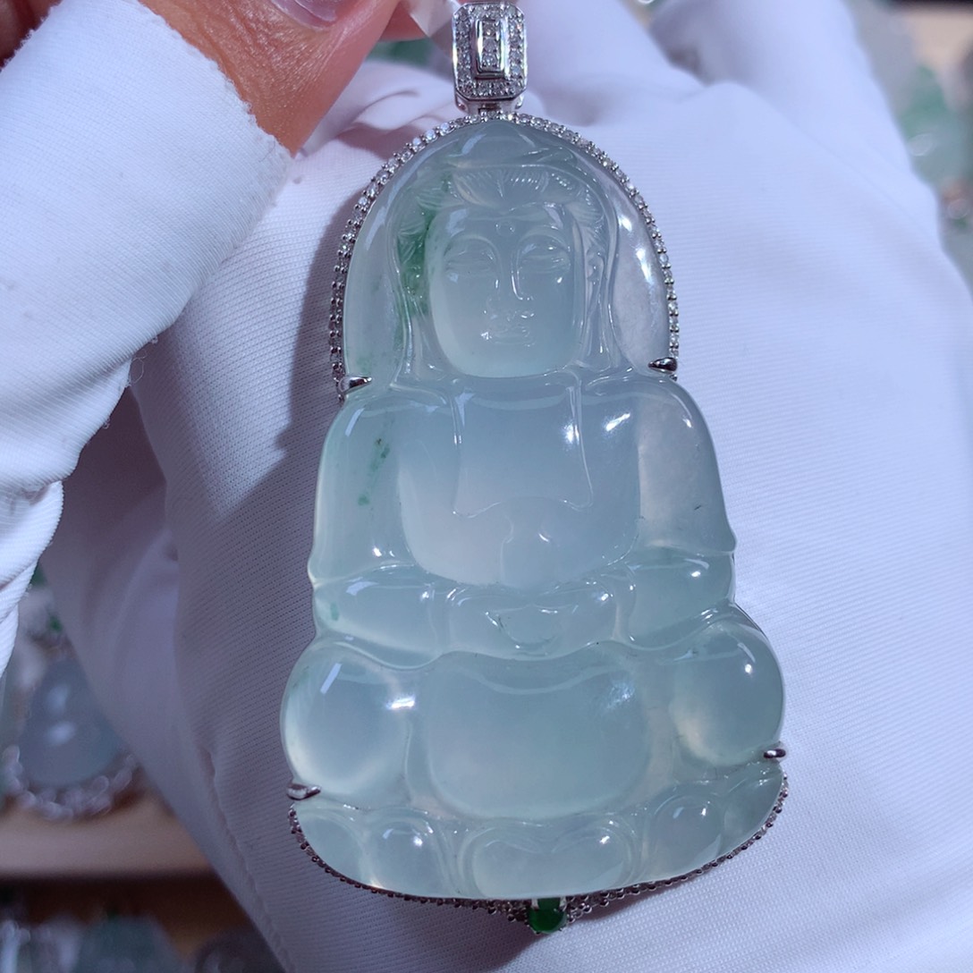 翡翠吊坠(不含链)18K金镶嵌观音