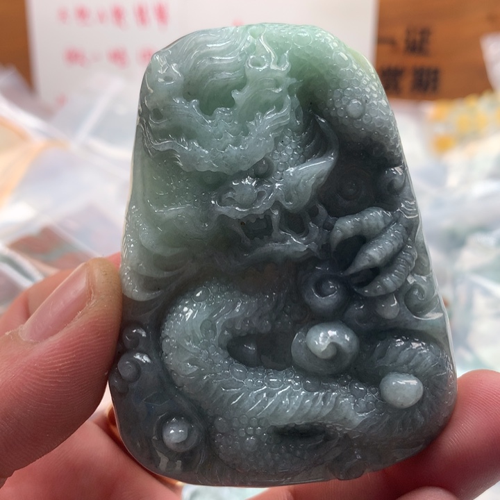 翡翠未镶嵌颈饰保真天然a货翡翠