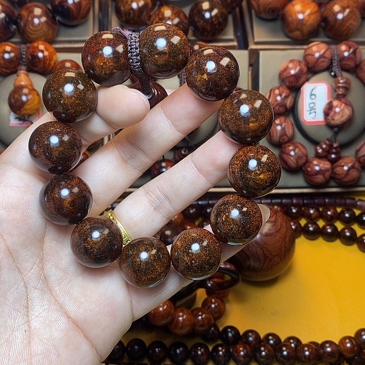 黄花梨/降香黄檀东*2.0留疤花老料