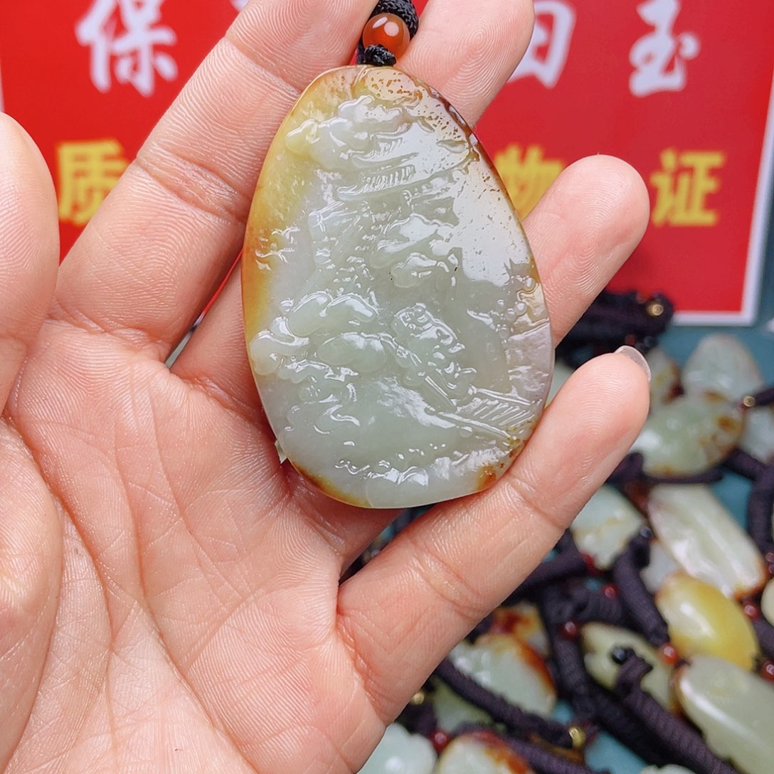 和田玉颈饰未镶嵌