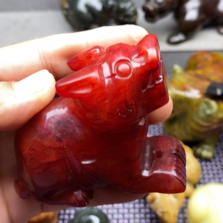 未镶嵌蛇纹石玉颈饰