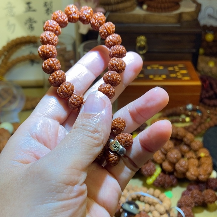 吊坠金刚菩提106玉化18颗