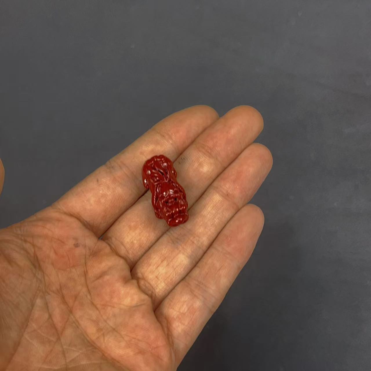 含辰砂工艺品天然辰砂朱砂貔貅吊坠 E304—多样性发