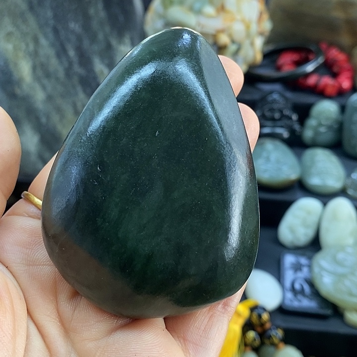 和田玉（糖玉）未镶嵌挂件