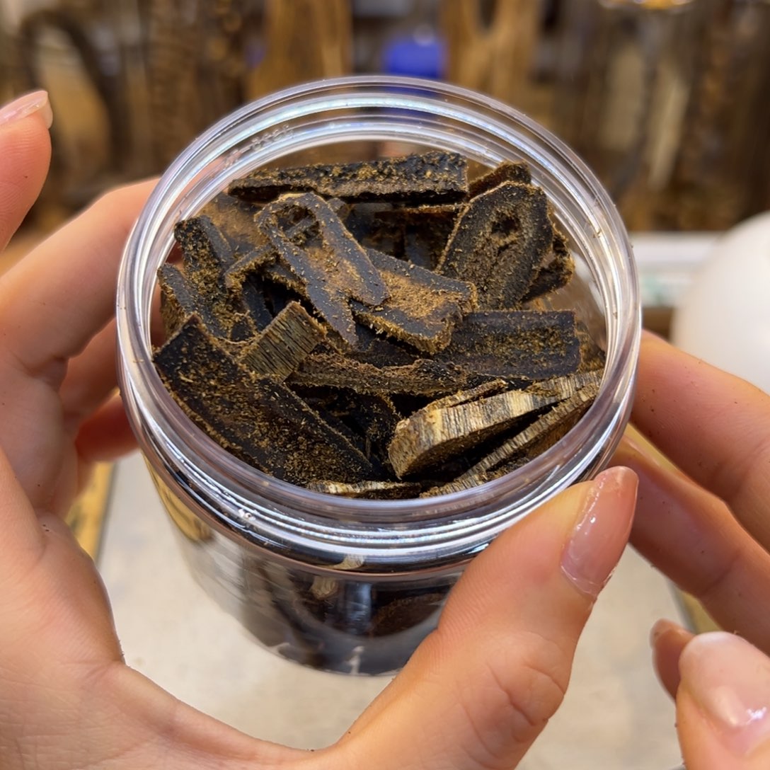 沉香沉香碎屑棋楠沉香乌身圆叶车珠碎料51克