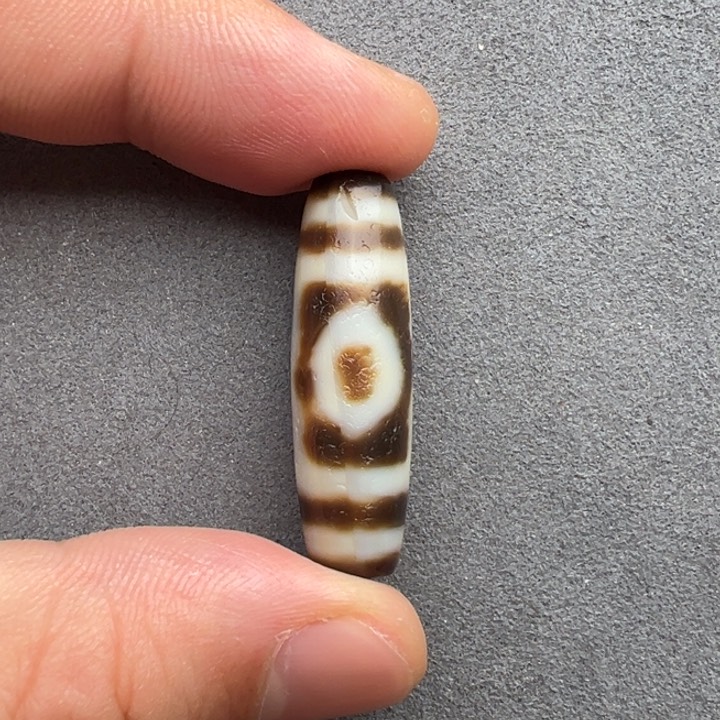 玛瑙颈饰未镶嵌现代玛瑙制品