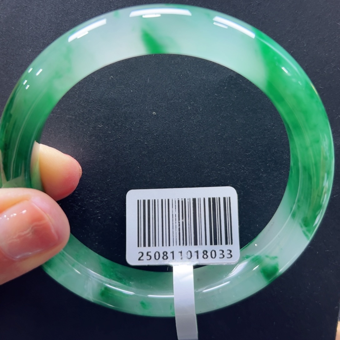 未镶嵌手镯石英质玉