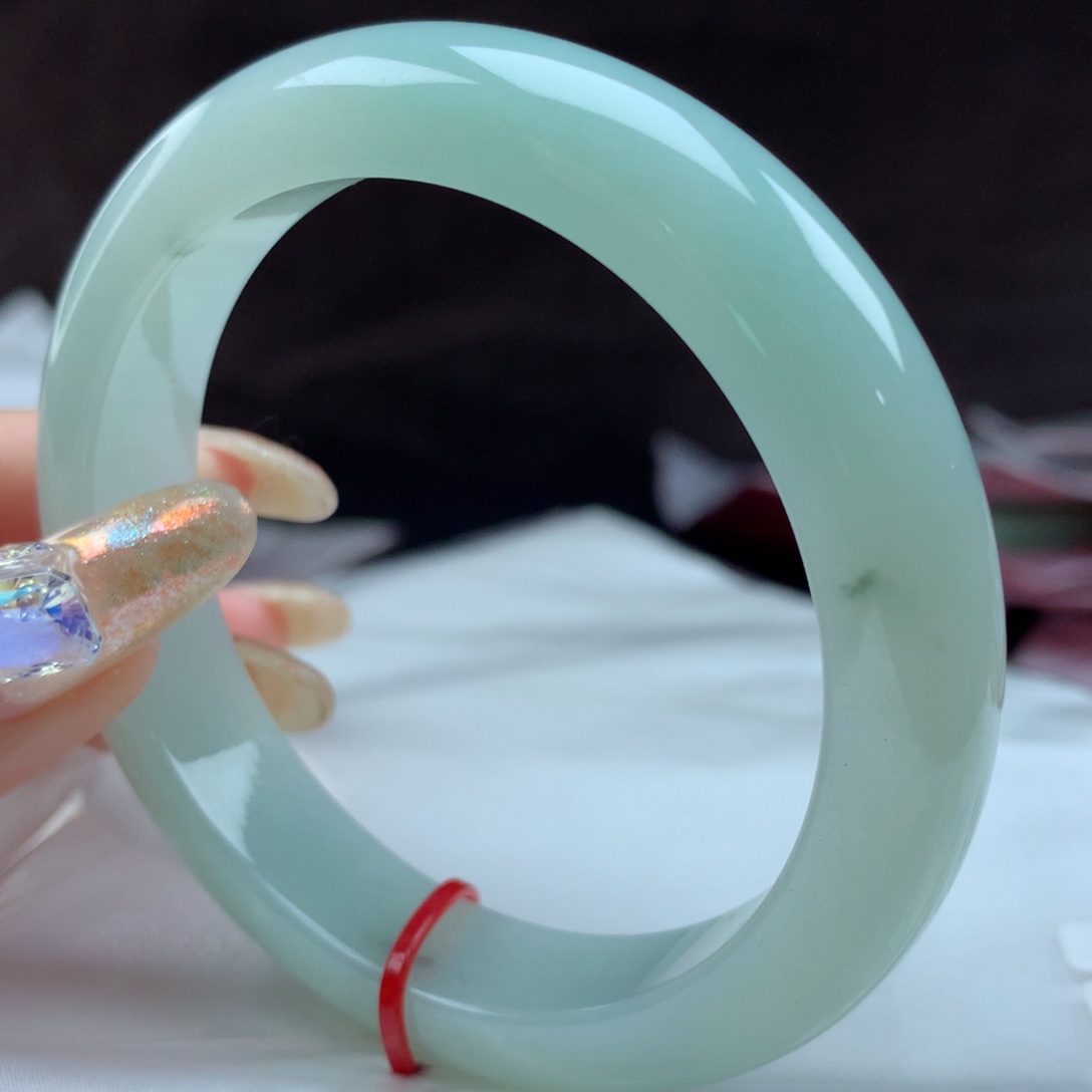 翡翠手镯未镶嵌113437，