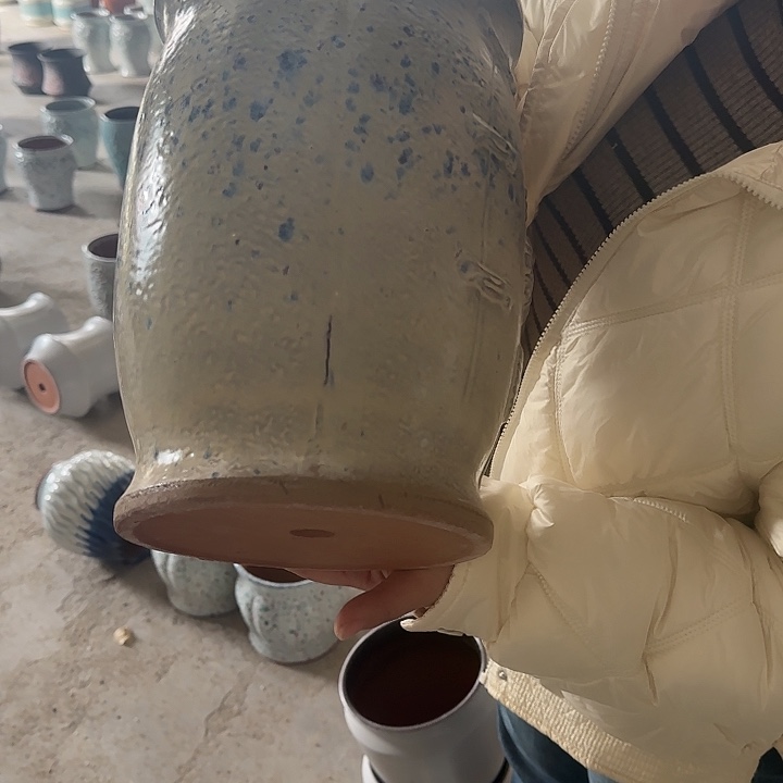 微瑕口径20厘米高度30厘米