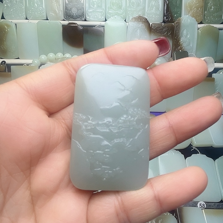 颈饰未镶嵌和田玉