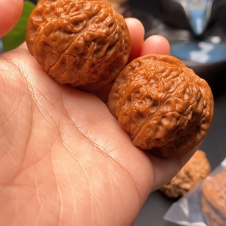 把件文玩核桃血麒麟40尺