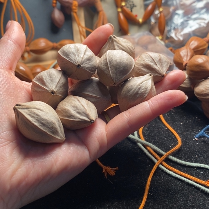 魏***霸手串/手链橄榄核2.6原皮四花
