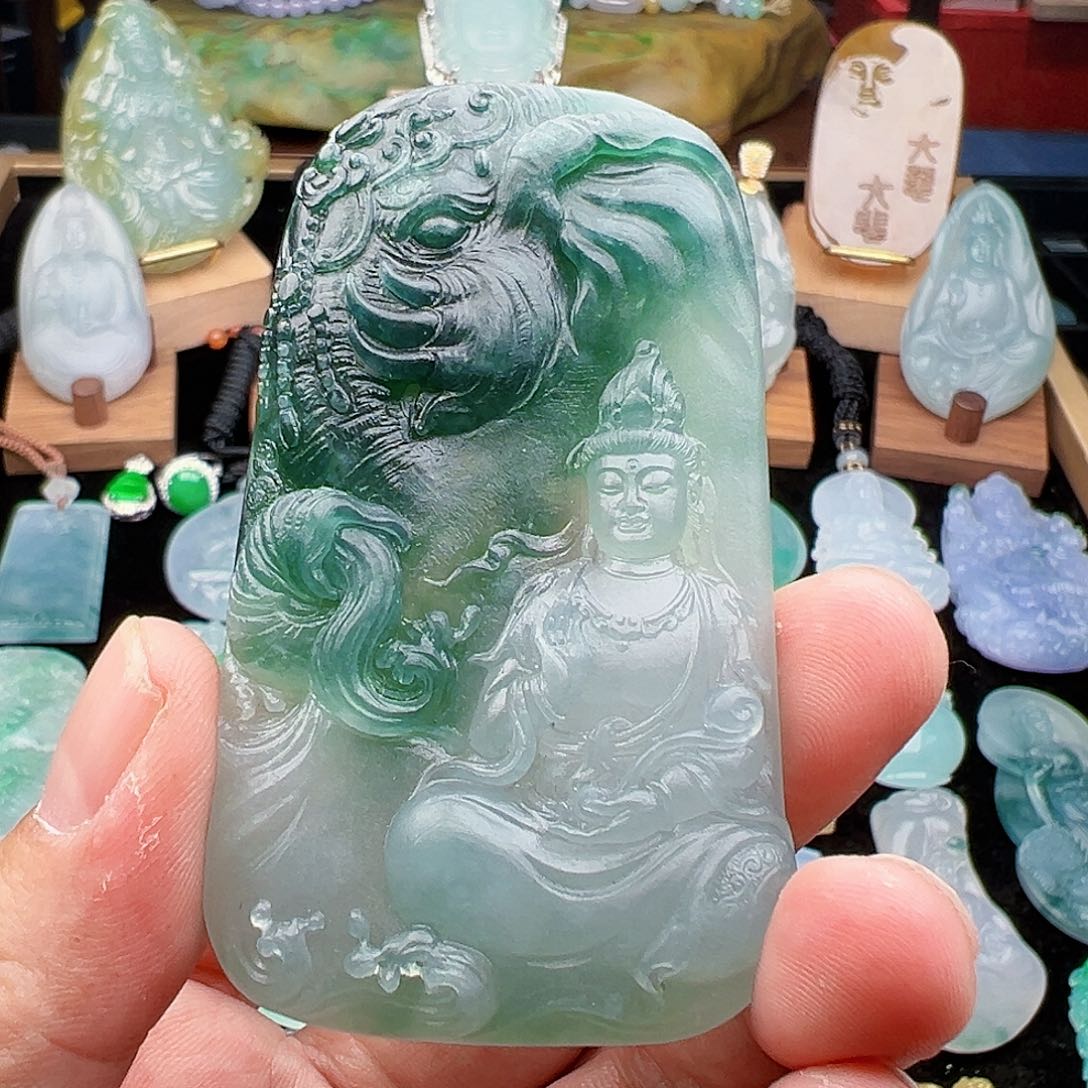 翡翠颈饰未镶嵌卓*刀天然缅甸翡翠吊坠