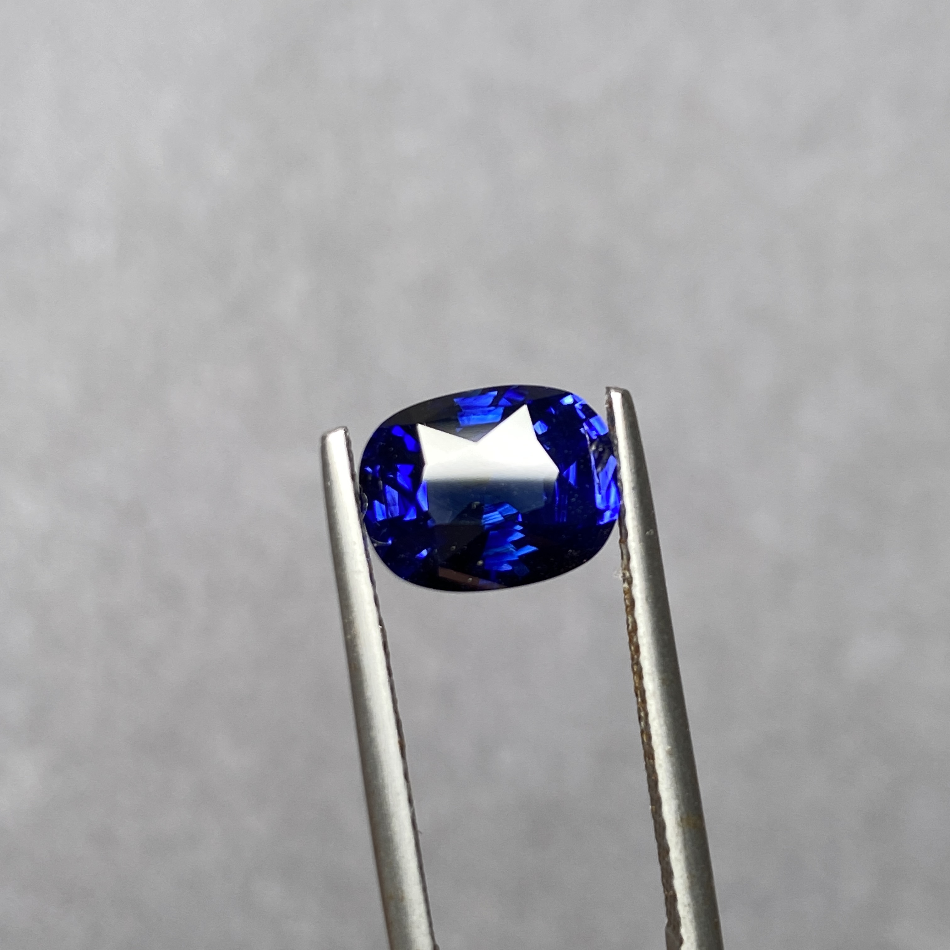 C001 皇家蓝蓝宝石 3.31克拉