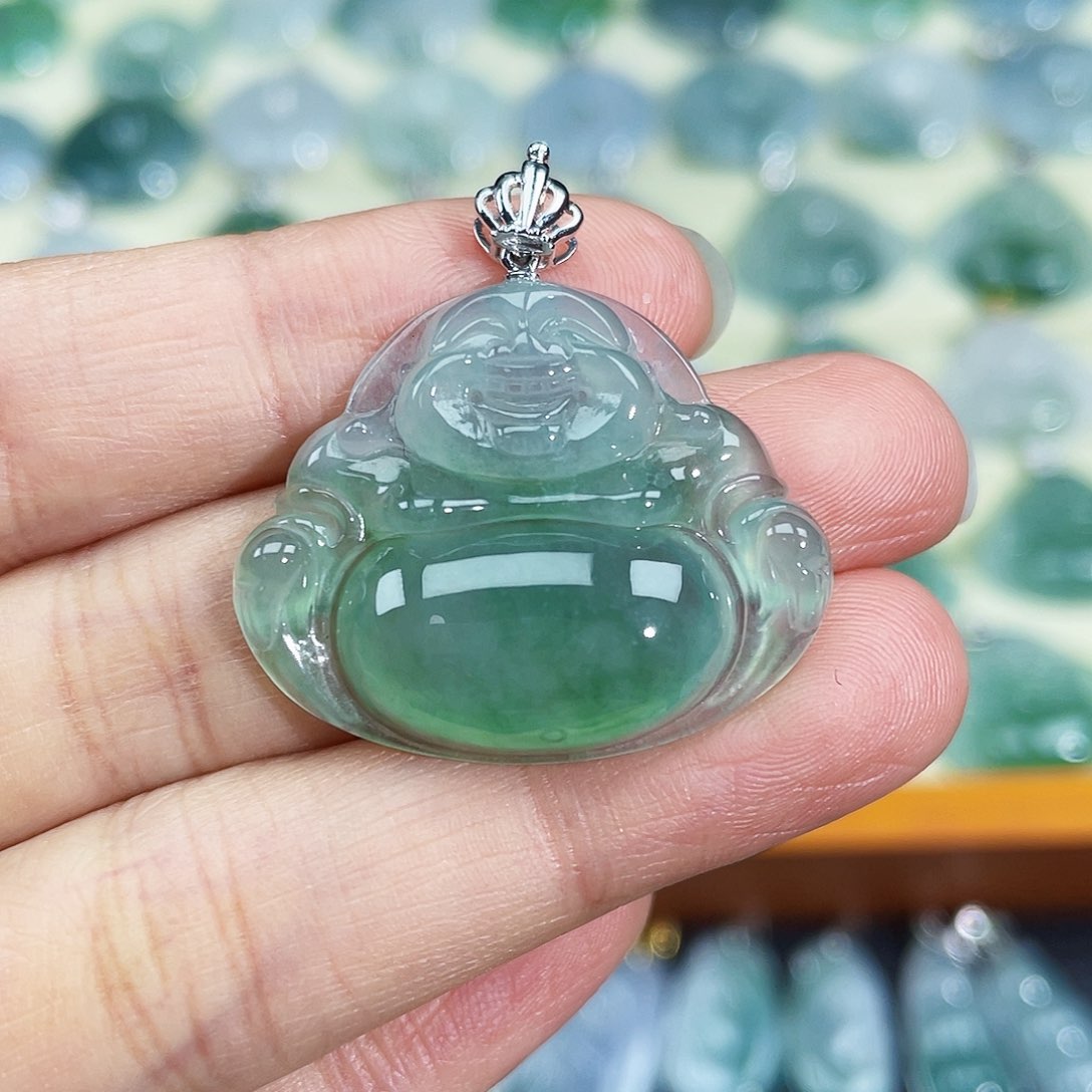 翡翠颈饰18K金镶嵌吊坠