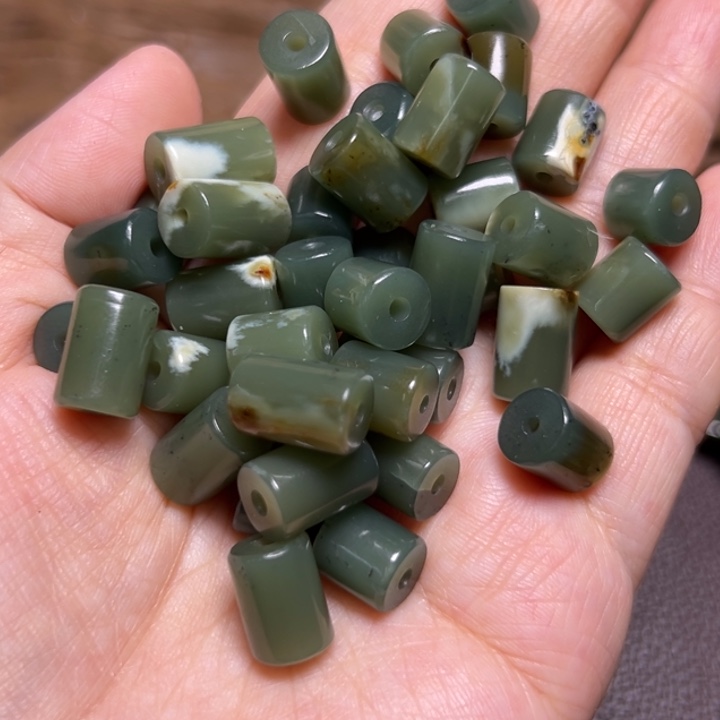 风***6岫岩河磨玉（透闪石质玉）未镶嵌颈饰