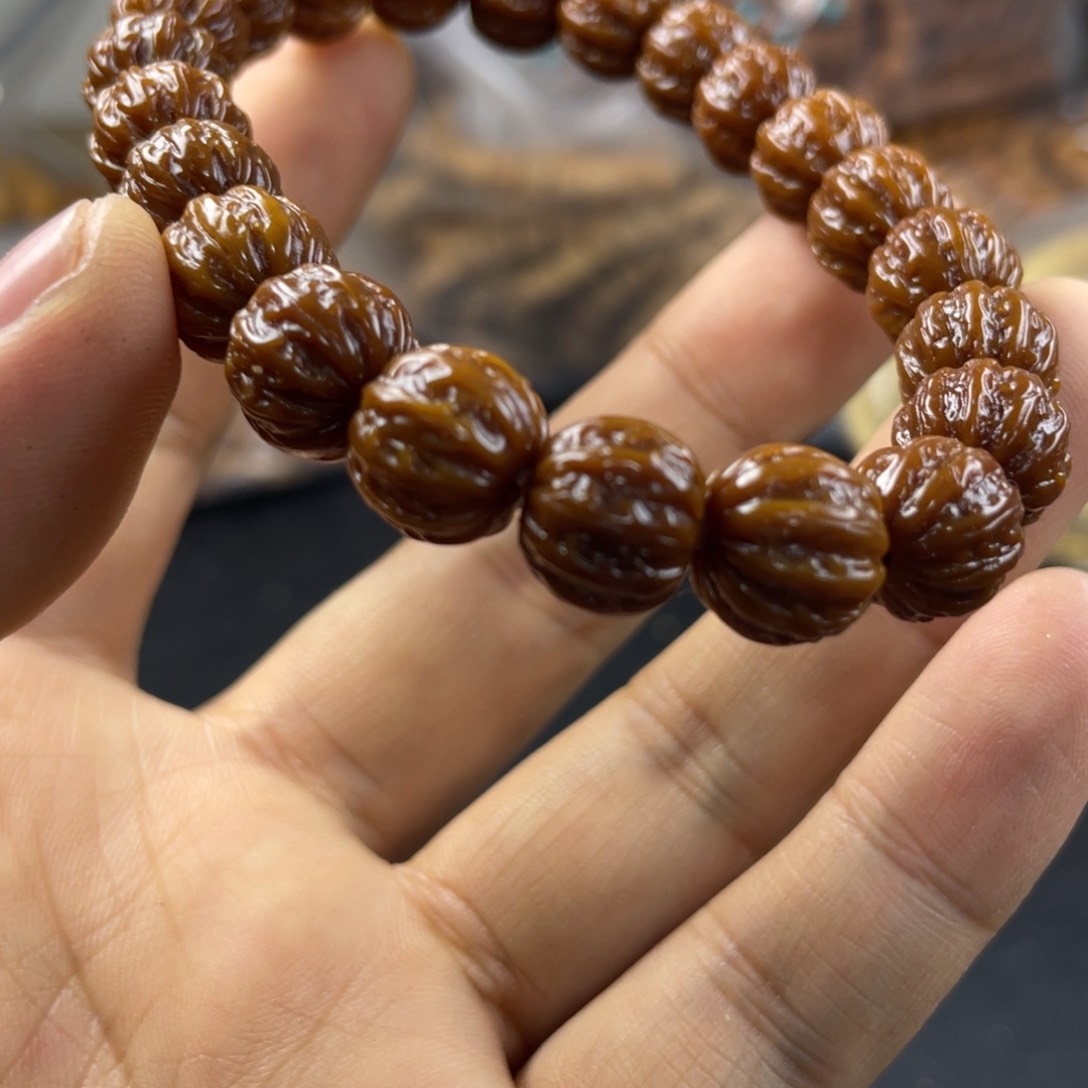 猴头核桃吊坠嗯、这