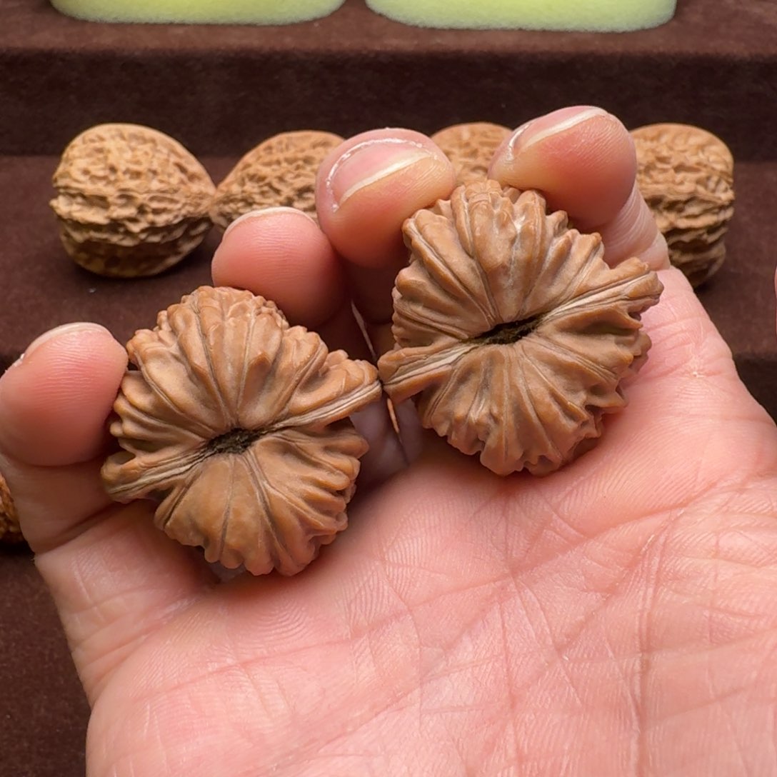 文玩核桃把件拱桥楼37