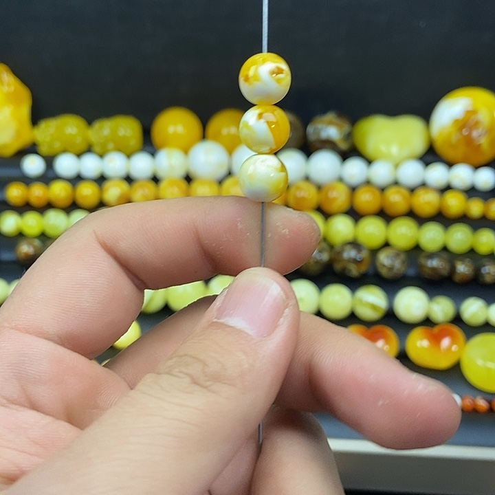 残***梦琥珀未镶嵌裸石新人福利蜜蜡散珠