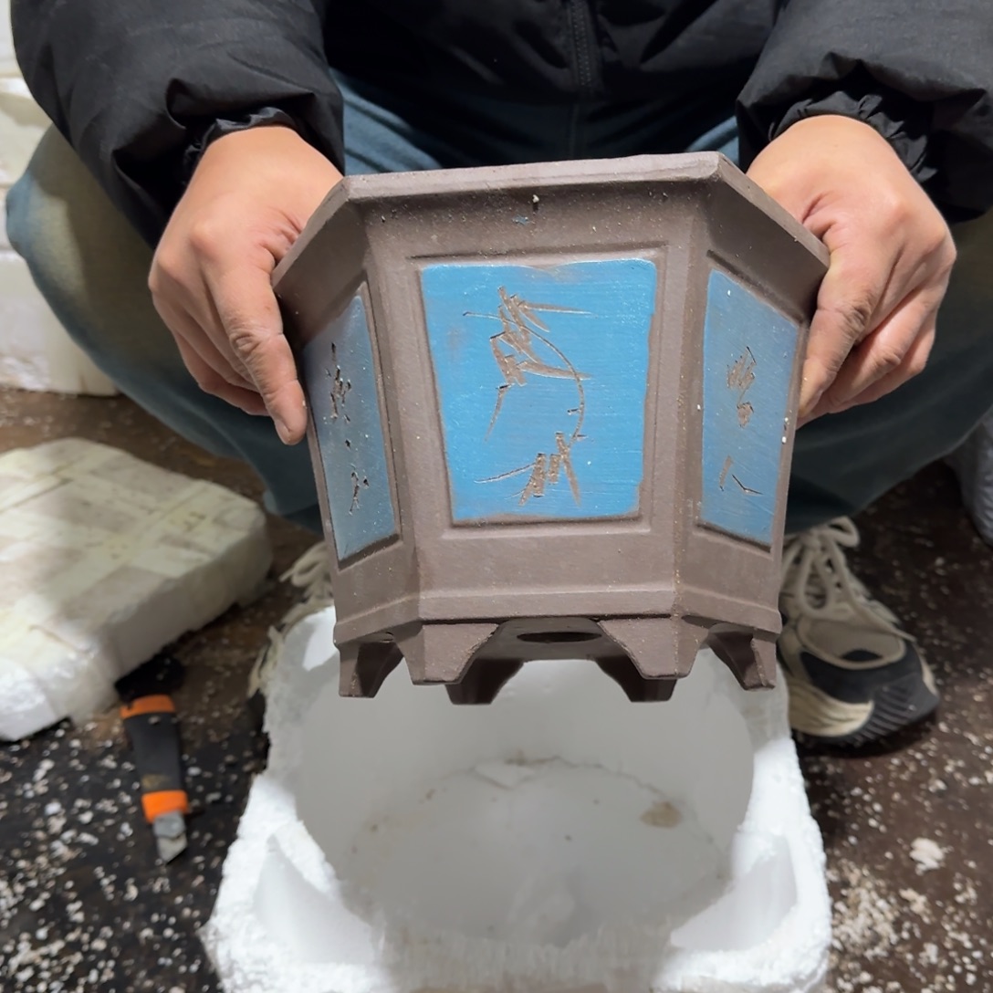 紫砂花盆瑕疵和瑕疵