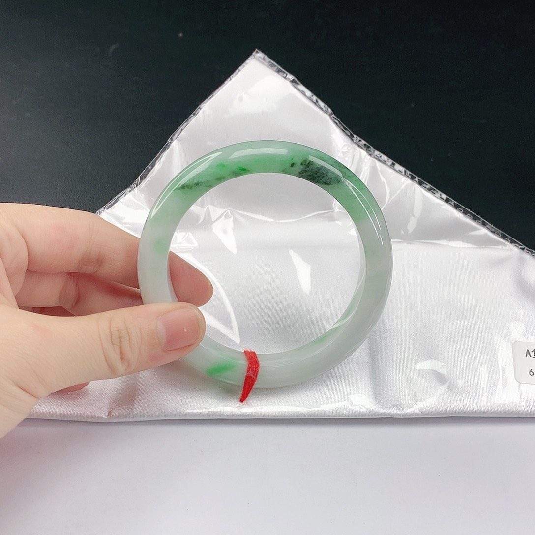 翡翠手镯未镶嵌南*翡翠516