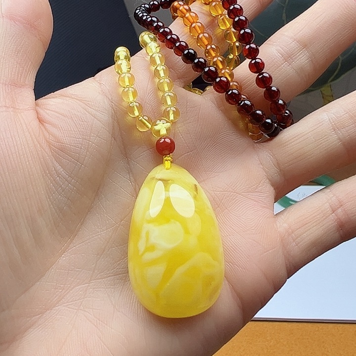 琥珀颈饰未镶嵌水滴