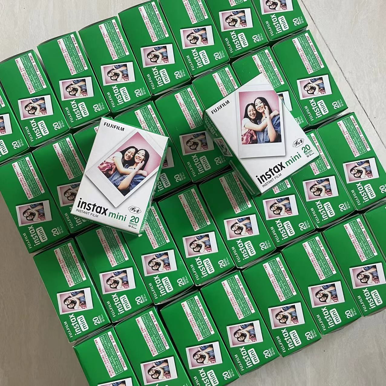 拍立得相纸通用三寸mini40/7/8/9/10/11/12/99白边相片纸胶卷