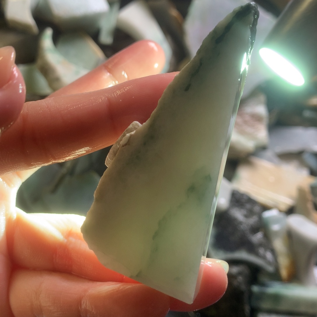 翡翠颈饰未镶嵌缅甸翡翠