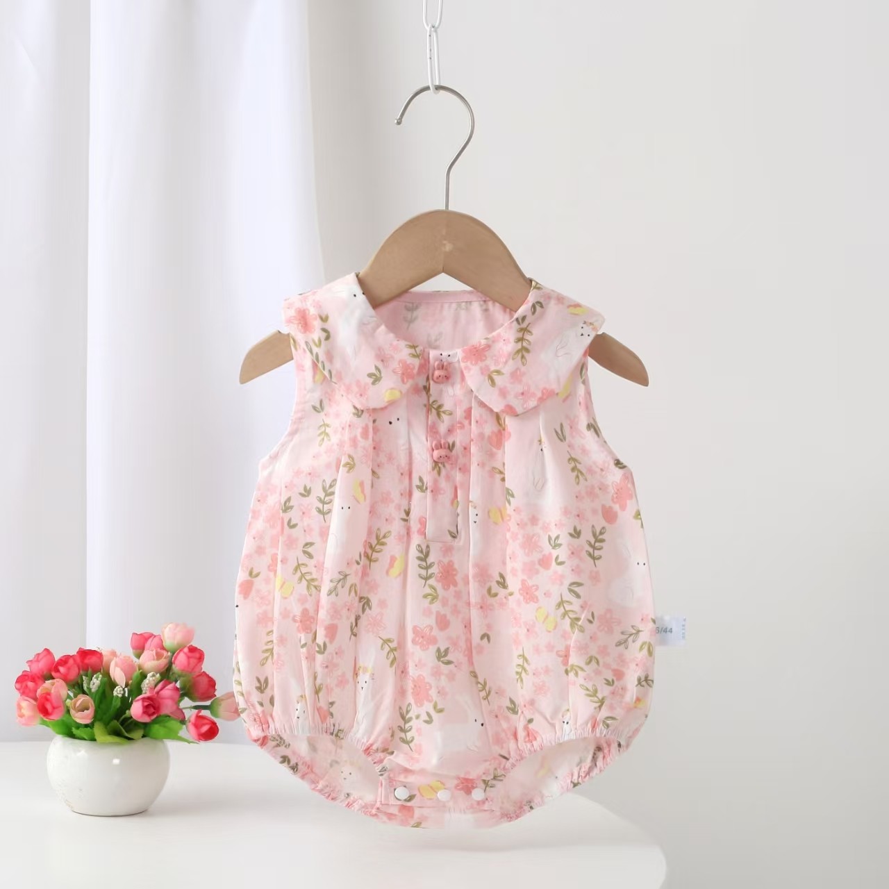 婴儿新生儿夏季公主娃娃领碎花无袖包屁衣满月百天周岁外出哈衣