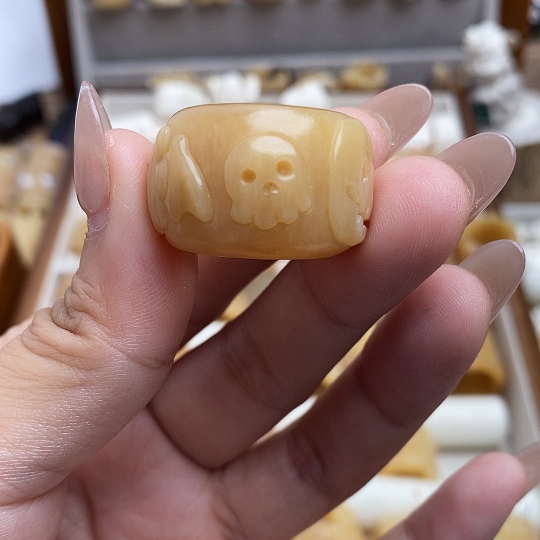 鹿骨把件洋**?c13南瓜跑环