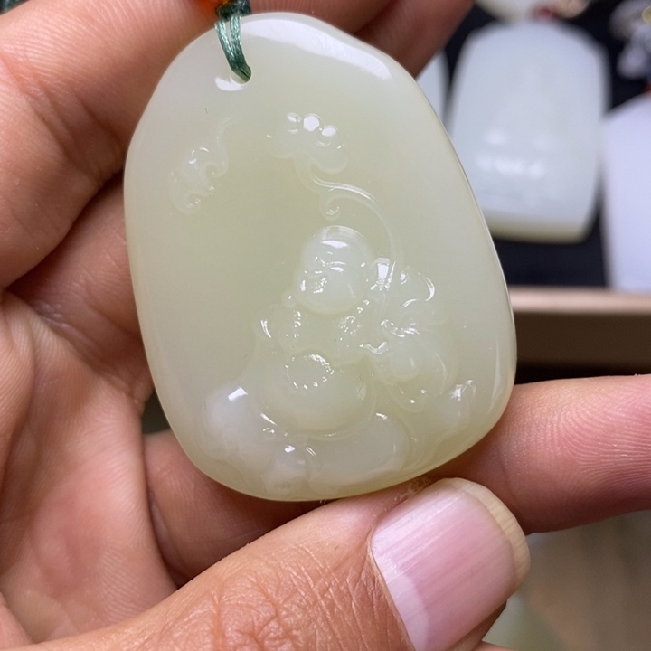 和田玉未镶嵌挂件