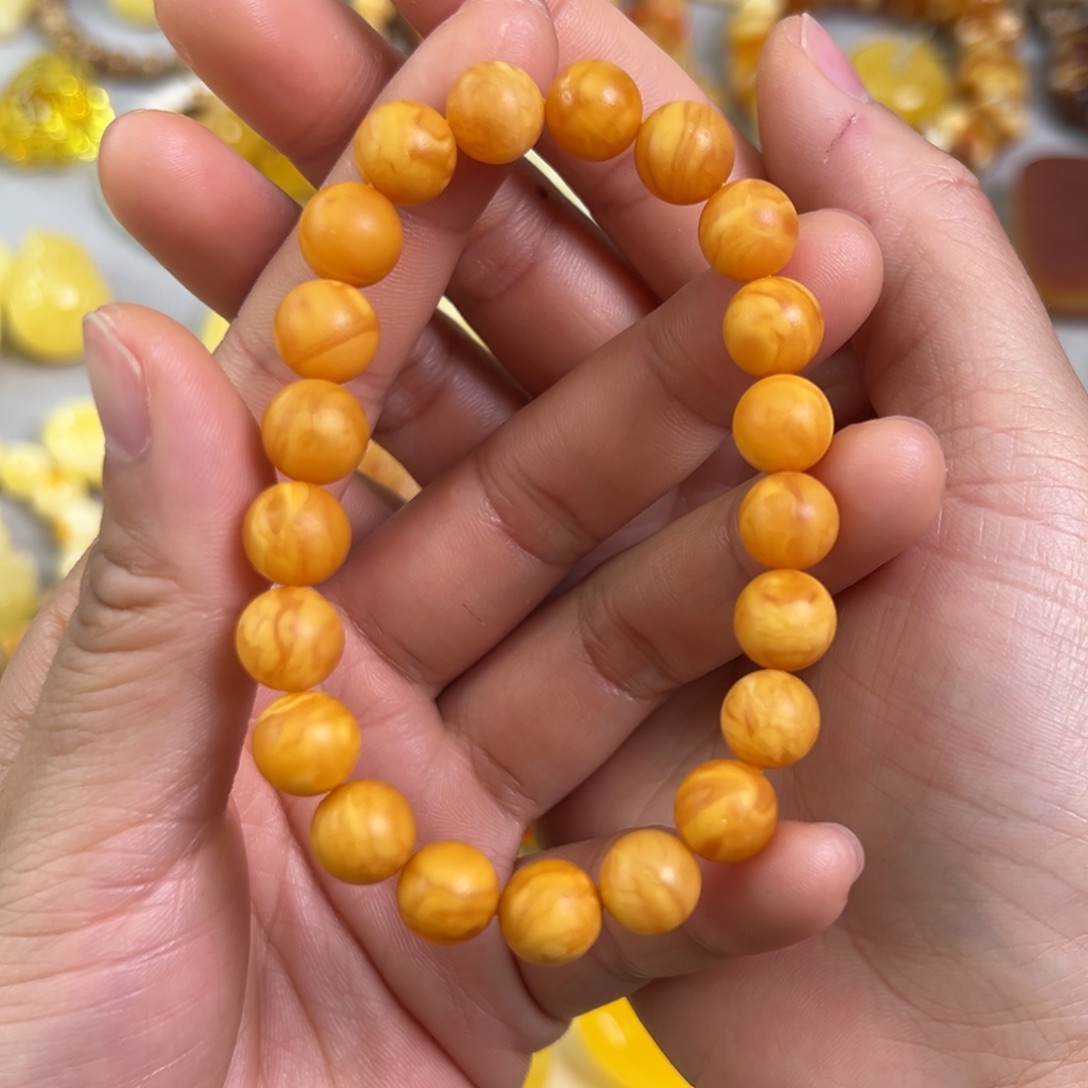 蜜蜡裸石未镶嵌蜜蜡