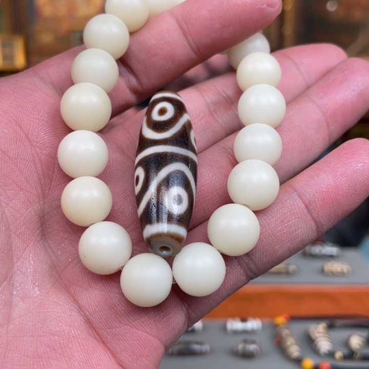 吊坠白玉菩提白玉菩提八眼精品