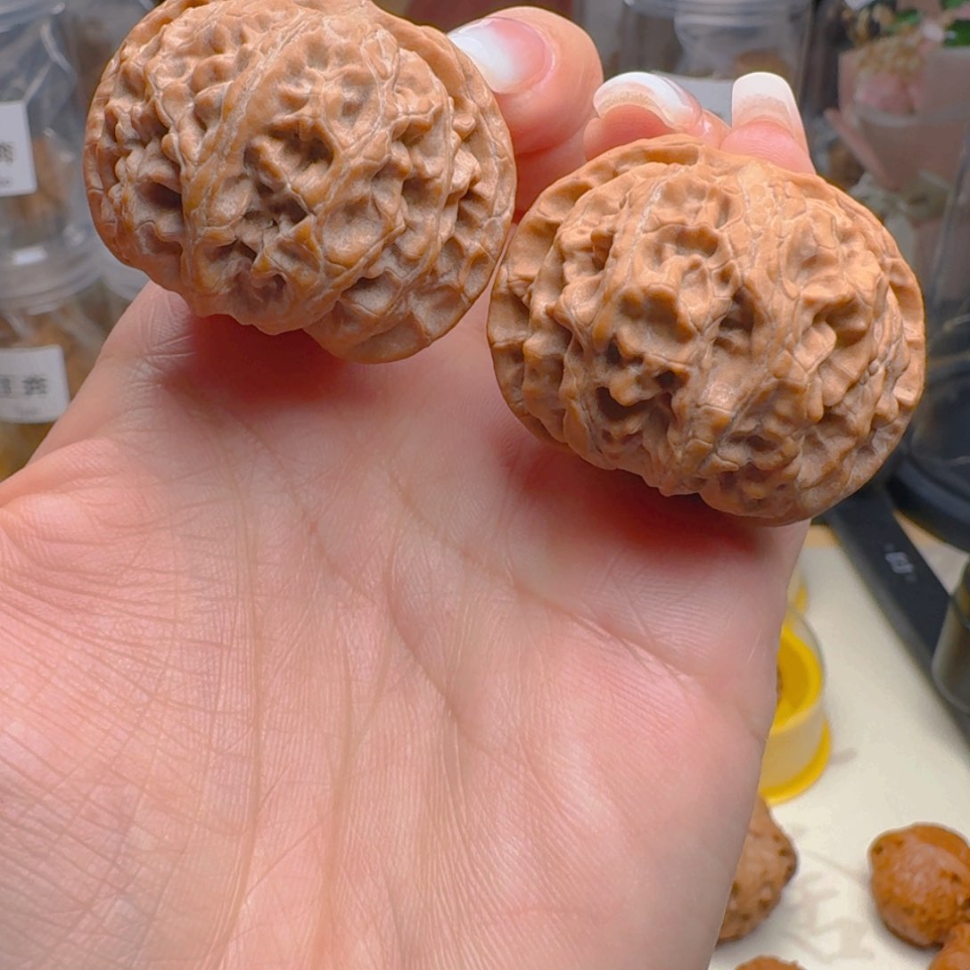 核桃把件38尺寸苹果园