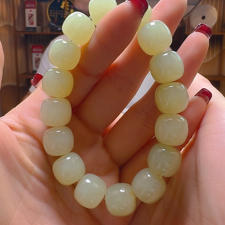 和田玉手串未镶嵌