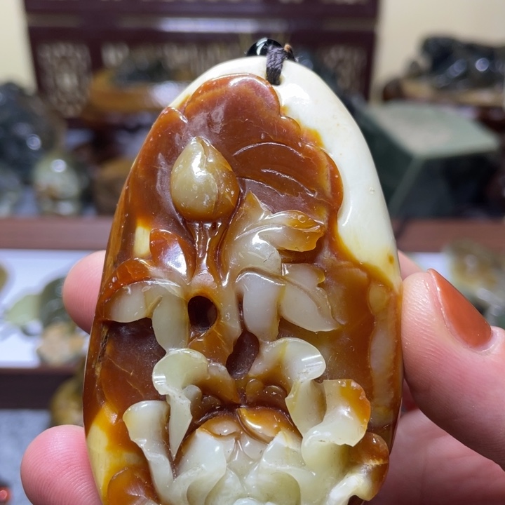 【闪购商品】蛇纹石玉手把未镶嵌