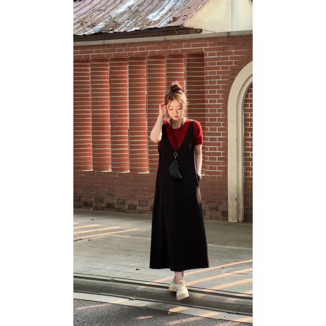 琪琪怪怪大码女装【时尚态度】简约高级两件套上衣+背心裙T14013QM