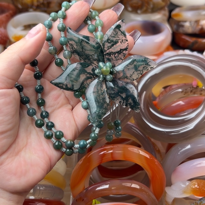 玛瑙/玉髓颈饰未镶嵌天然玉石，天然纹理，完美主义慎拍