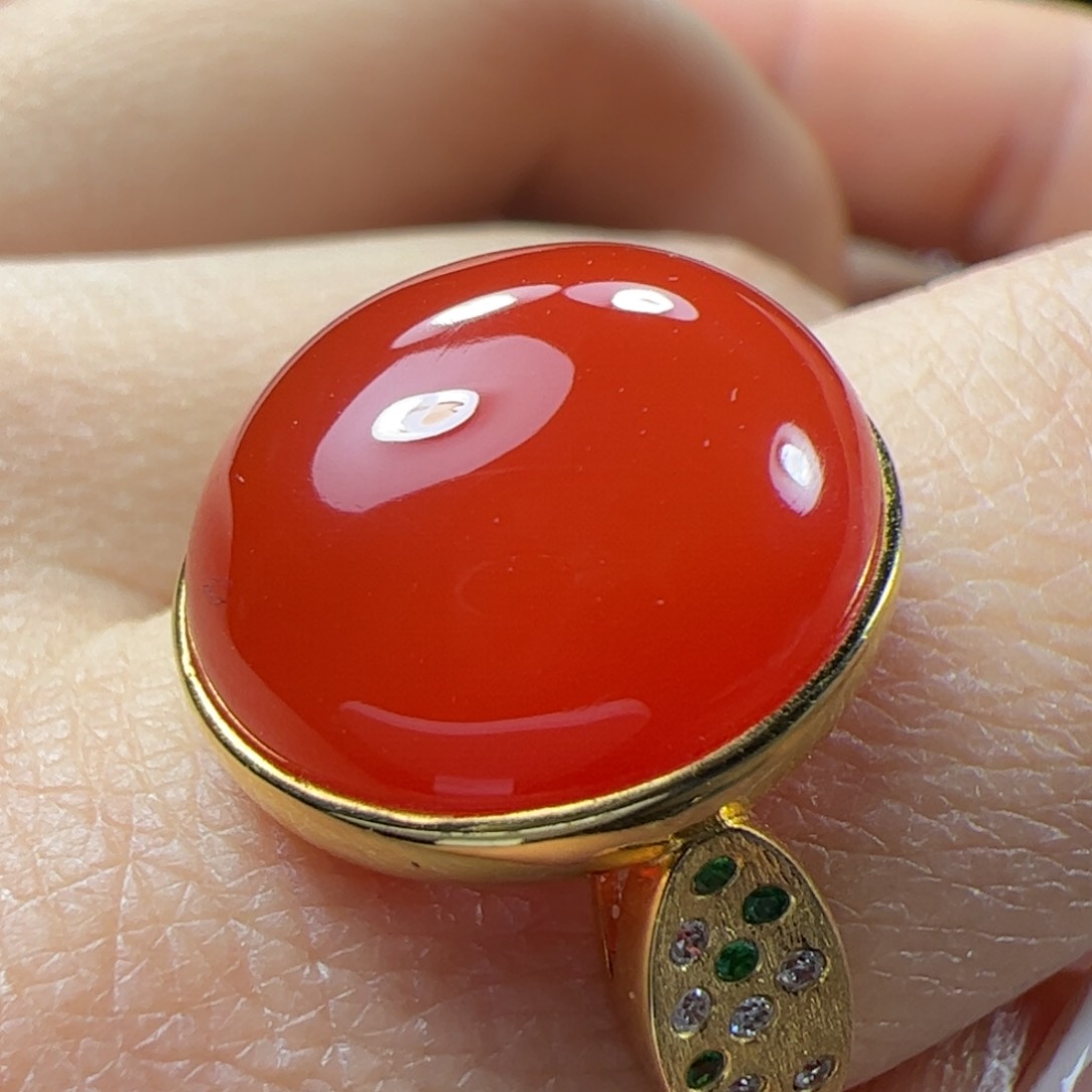 南红玛瑙女戒18K金镶嵌