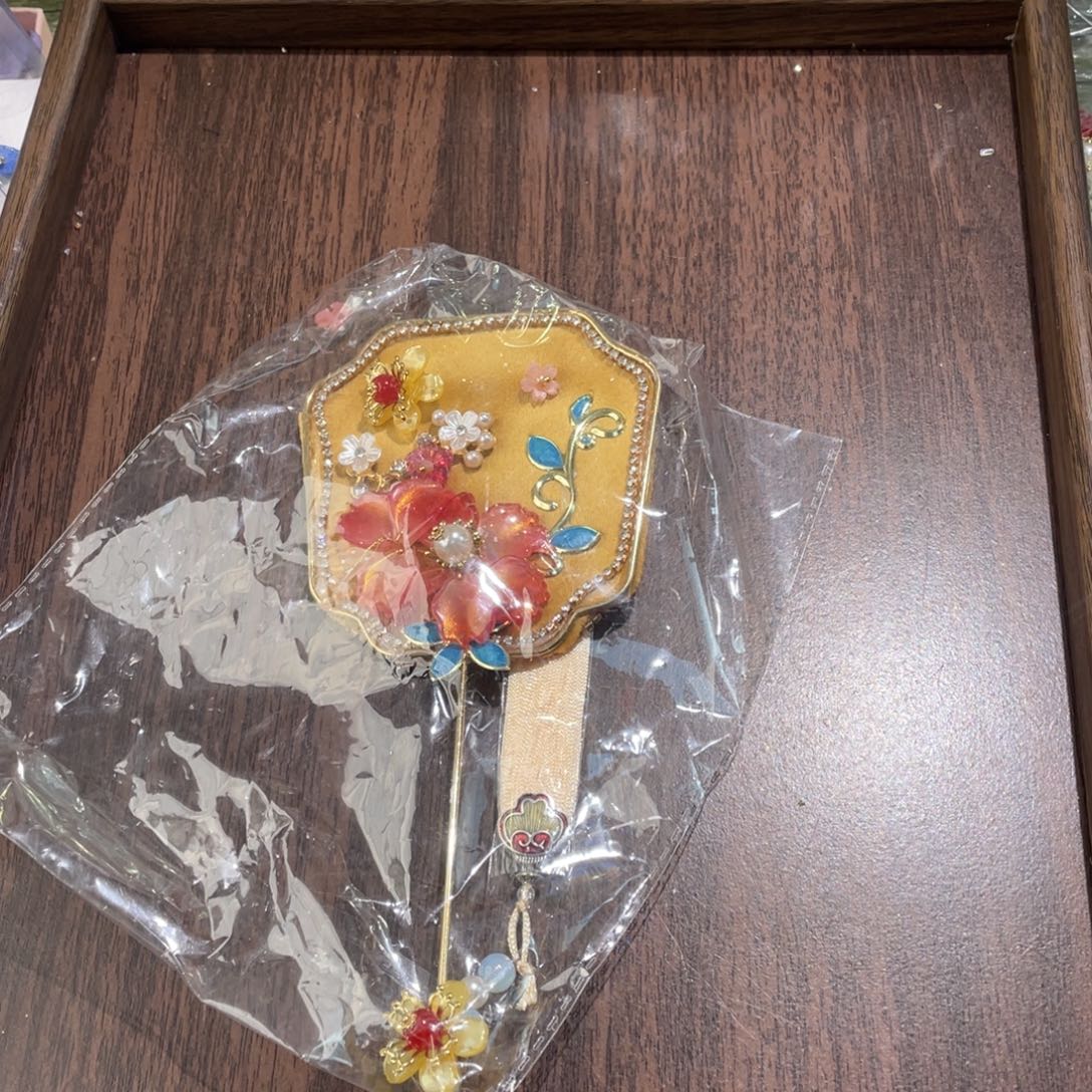 混合材质新娘头饰默认微瑕不退换