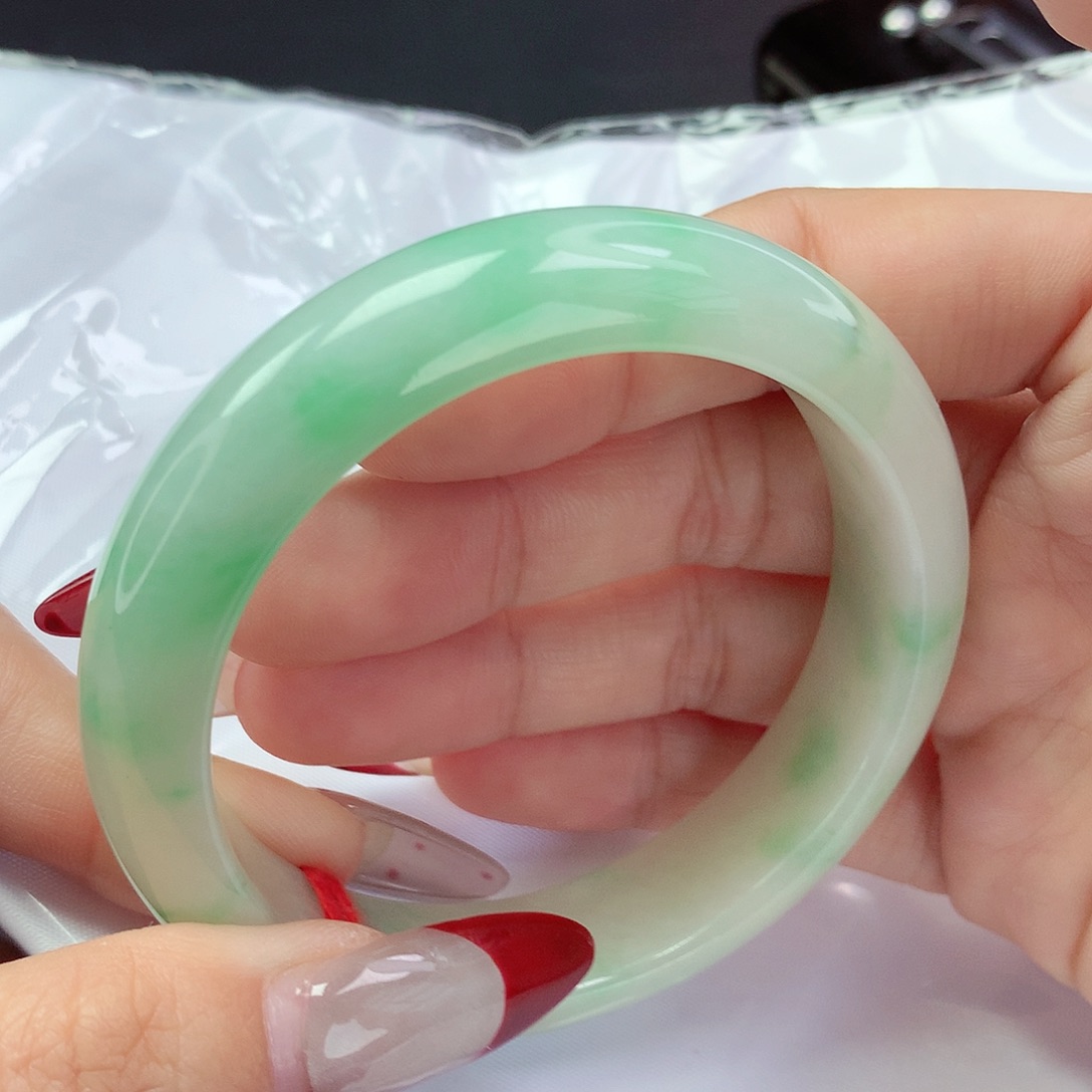【闪购商品】翡翠手镯未镶嵌a 1