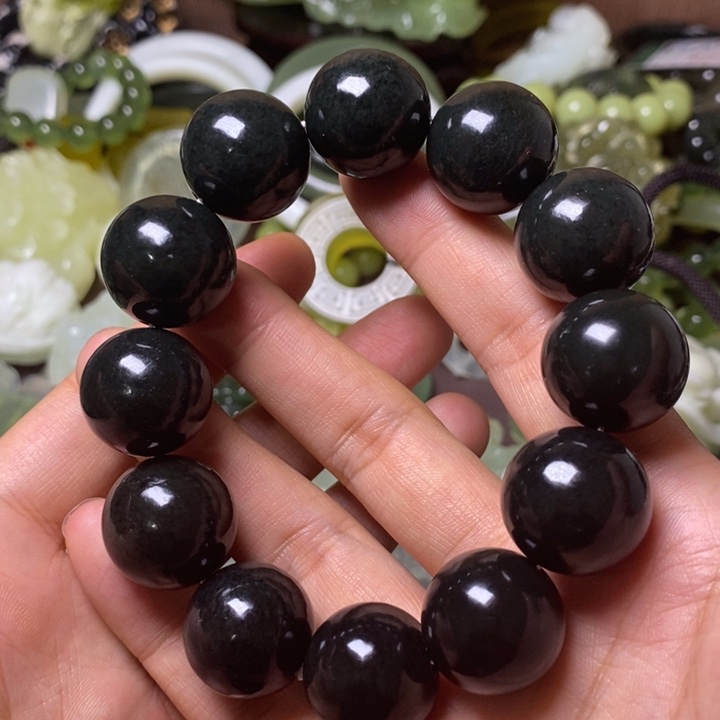 和田玉手串未镶嵌